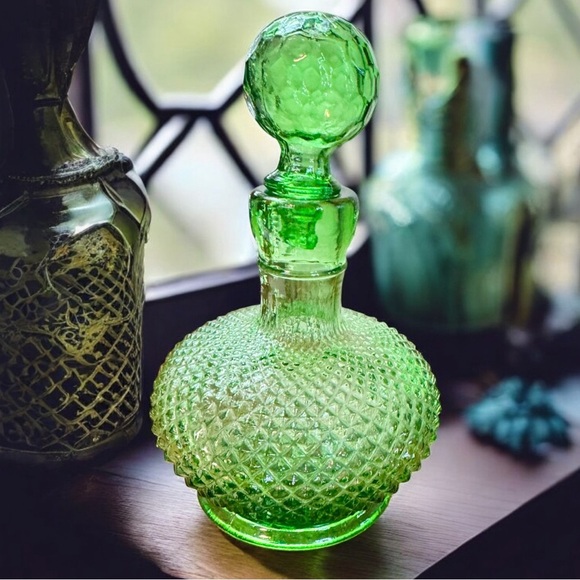 Empoli Genie Bottle Decanter & Stopper - Picture 3 of 11